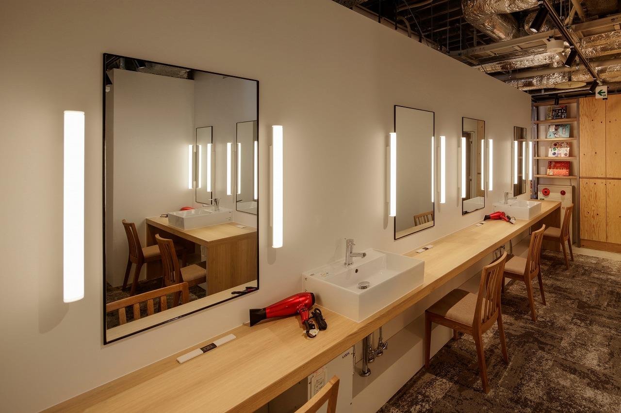 パウダールーム