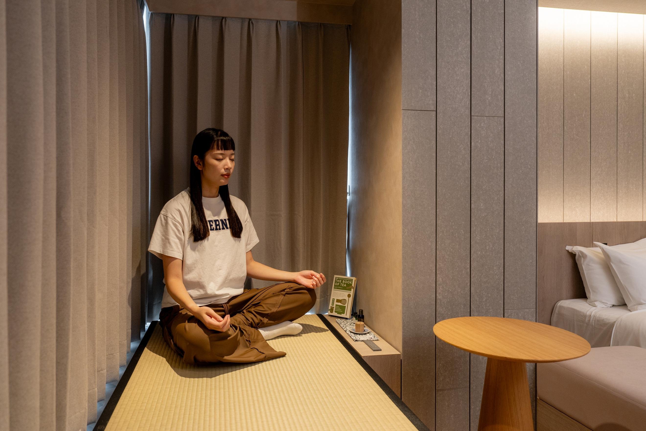 Meditationがテーマの部屋の写真(2)
