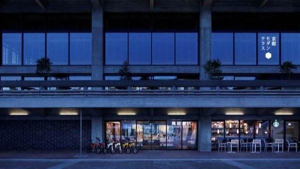 将日本文化的魅力传播给国内外的读者——这是位于京都冈崎市、面向年轻一代和入境游客的新茑屋书店的主形象。