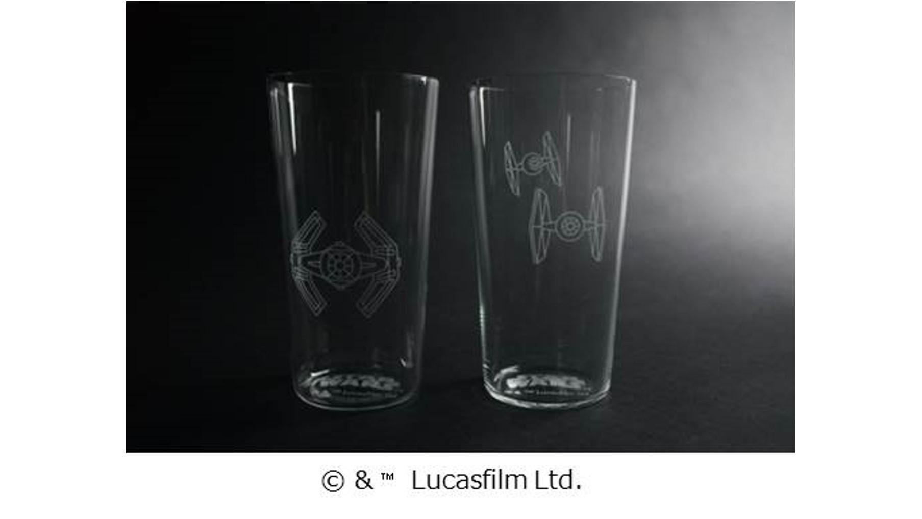 いよいよ本日より、 「STAR WARS×Tカード」TSUTAYAで発行開始！！の説明画像です