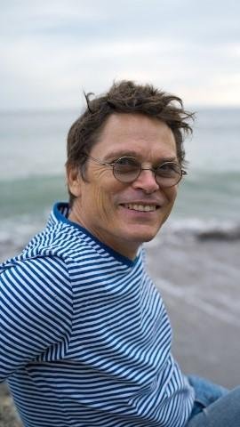 今年の夏、TSUTAYAは "親子で楽しむ夏休み"を提案 第二弾は「夏休み2016★宿題自由研究大作戦」で職業体験! 「親子の日」を知る、キッズ記者会見開催! 全国のTSUTAYAのお店で、イベント盛りだくさんの「ナツロク」企画を楽しもう!の説明画像です