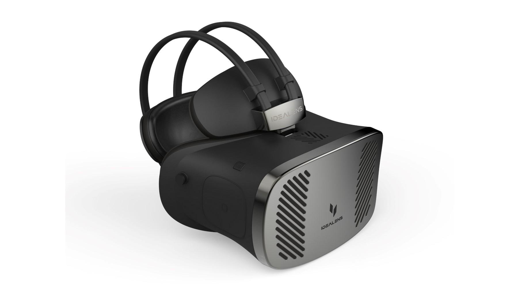 A first in Japan! Experience high-end VR equipment without an operator! Equipment rental and free VR experience now available at TSUTAYA Bajikoen store! 