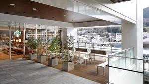 365日、朝9時から夜9時まで使える高梁市図書館　2017年2月4日開館の説明画像です