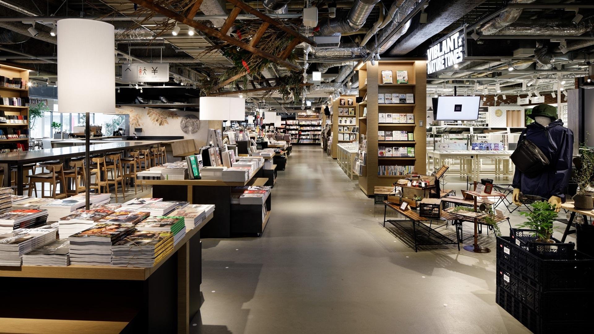 「WITH FAMILY」をテーマにした 名古屋みなと 蔦屋書店オープンの説明画像です