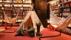 AirbnbとCCCが、Airbnb Cafeを10/26～11/19 SHIBUYA TSUTAYAに限定オープンの説明画像です