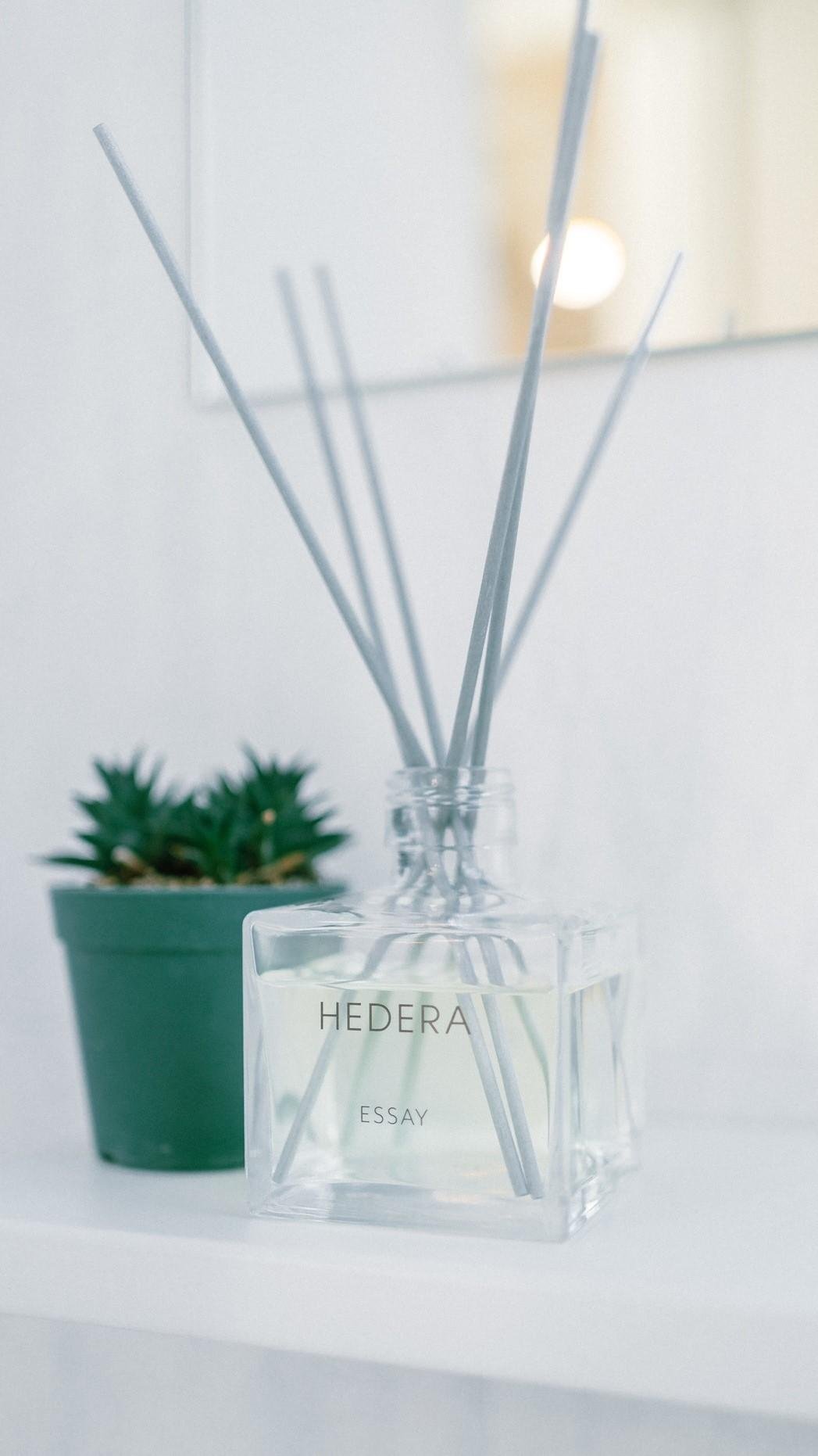 TSUTAYAオリジナルブランド『HEDERA』から雑貨が初登場！ 「香りを楽しむ」ライフスタイル提案 ルームフレグランス『ESSAY』2月23日発売開始の説明画像です