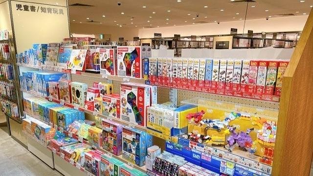 毎日、"素敵な寄り道"をしたくなる駅前書店 「TSUTAYA BOOKSTORE エキソアレ西神中央」 4月1日（金）OPENの説明画像です