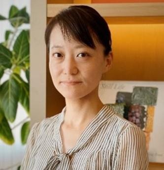 財津涼子の写真です