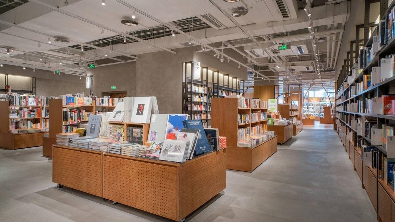 『TSUTAYA BOOKSTORE成都仁恒置地広場店』 8月31日（木）OPENの説明画像です