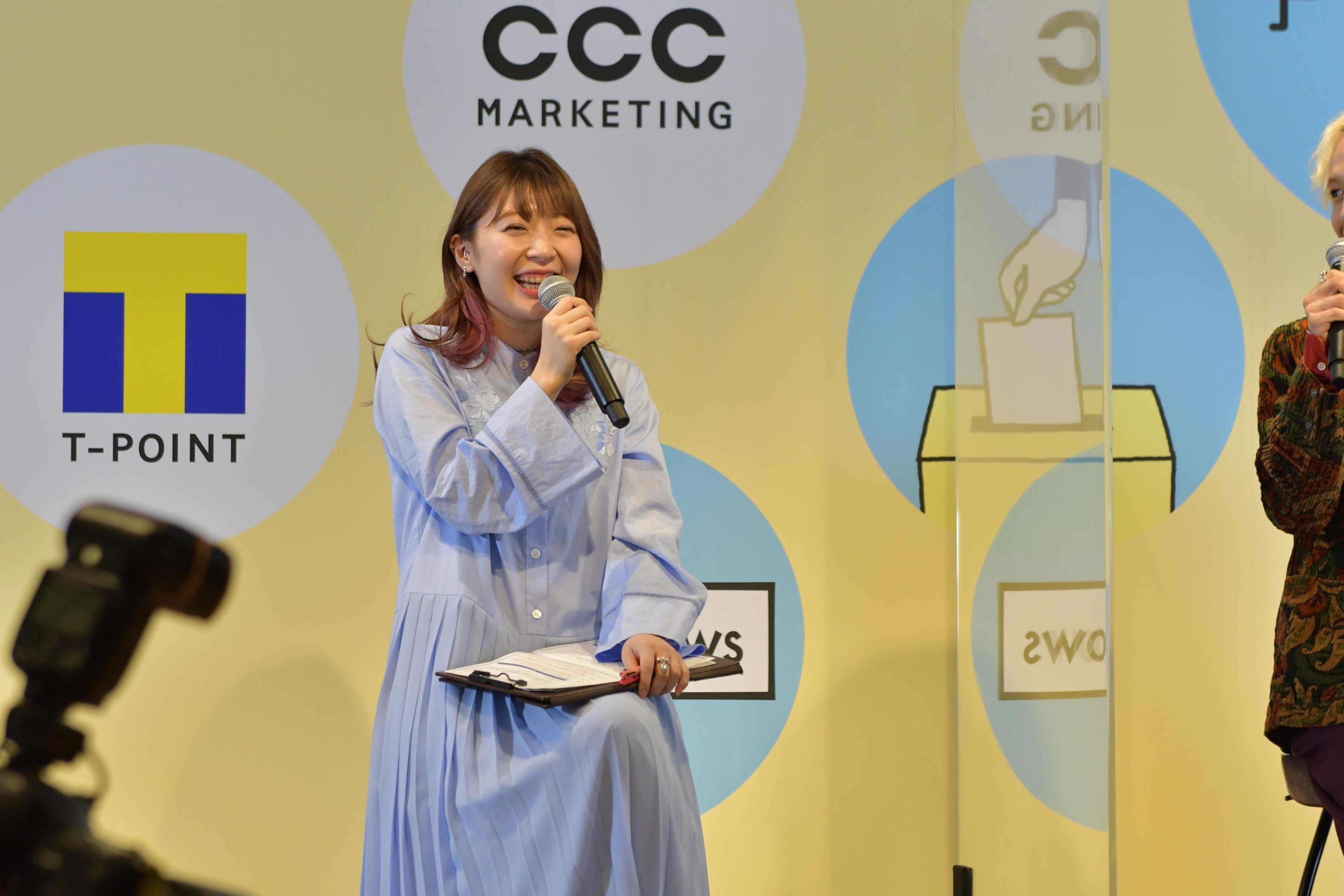 这是 arca Inc. 的首席执行官/创意总监 Asako Tsuji 的照片。