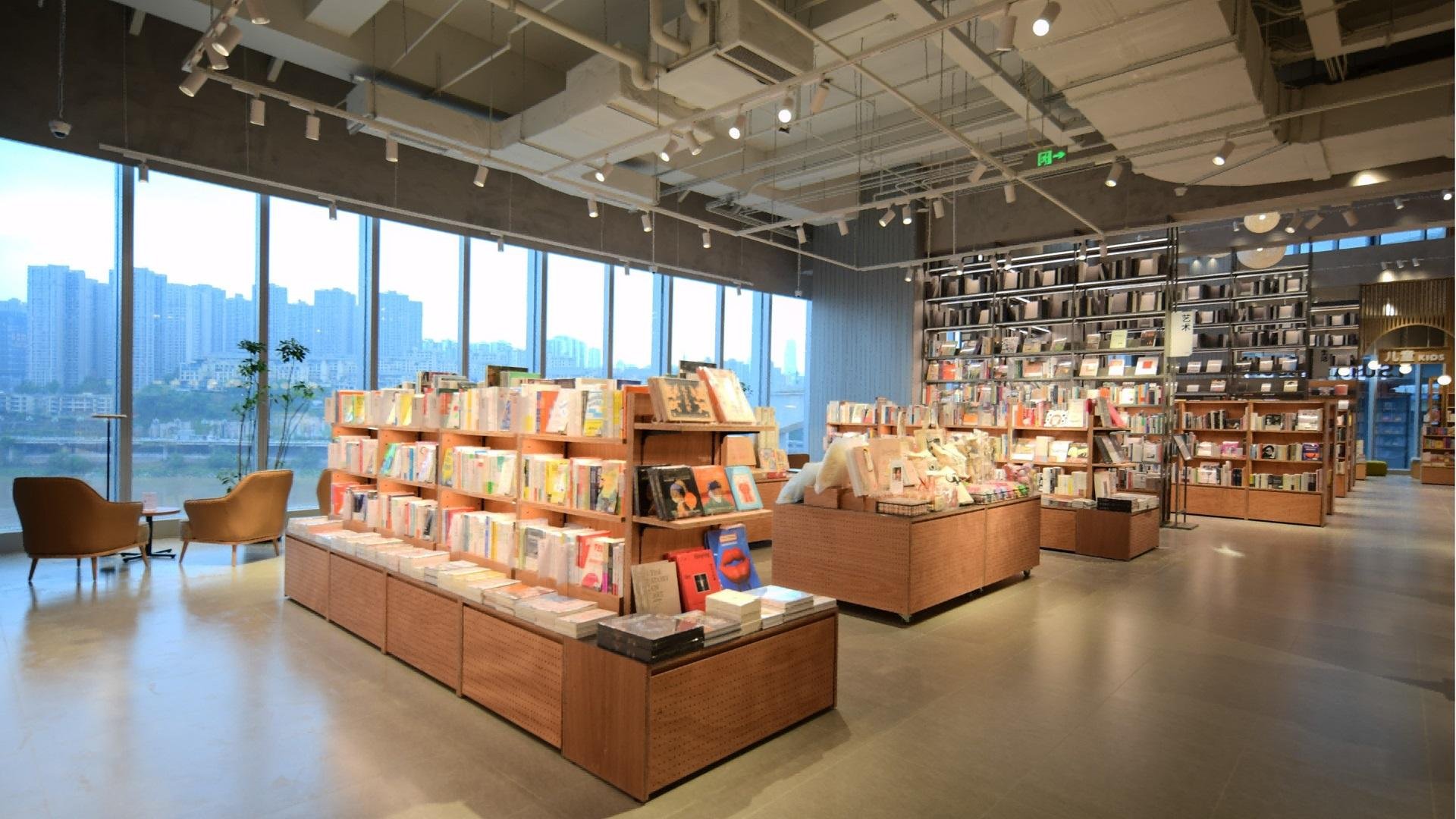 「中国 で蔦屋書店・TSUTAYA BOOKSTORE 出店10店舗目となる 『TSUTAYA BOOKSTORE 重慶印象城店』 9月28日(木)OPEN」の説明画像です。