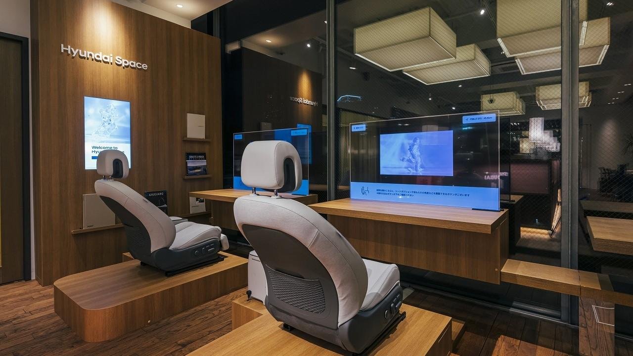 HyundaiとCCC、代官山 蔦屋書店 SHARE LOUNGEにHyundaiとコラボした新サービス開始の説明画像です