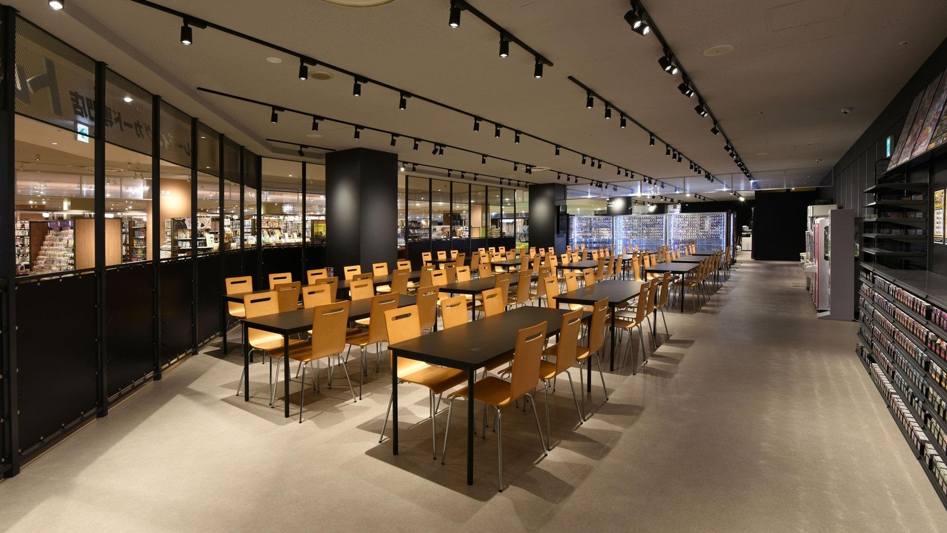 TSUTAYA BOOKSTORE そよら成田ニュータウンの店内写真です