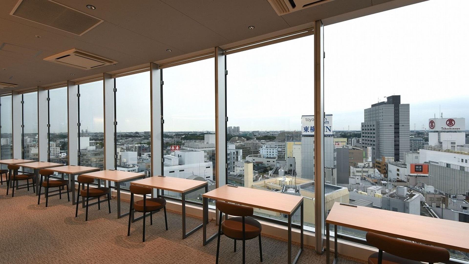 「SHARE LOUNGE　柏髙島屋ステーションモール」の店内画像です。