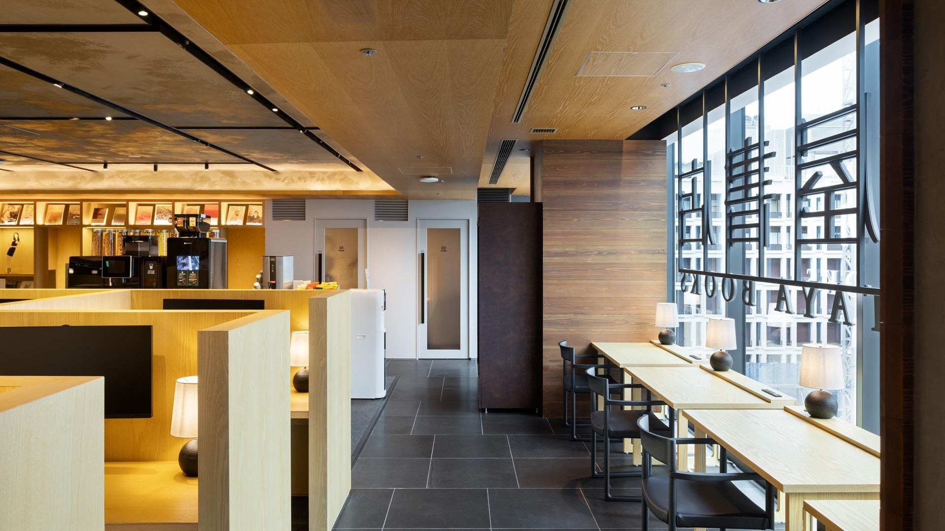 「銀座 蔦屋書店 SHARE LOUNGE」の店内画像です。