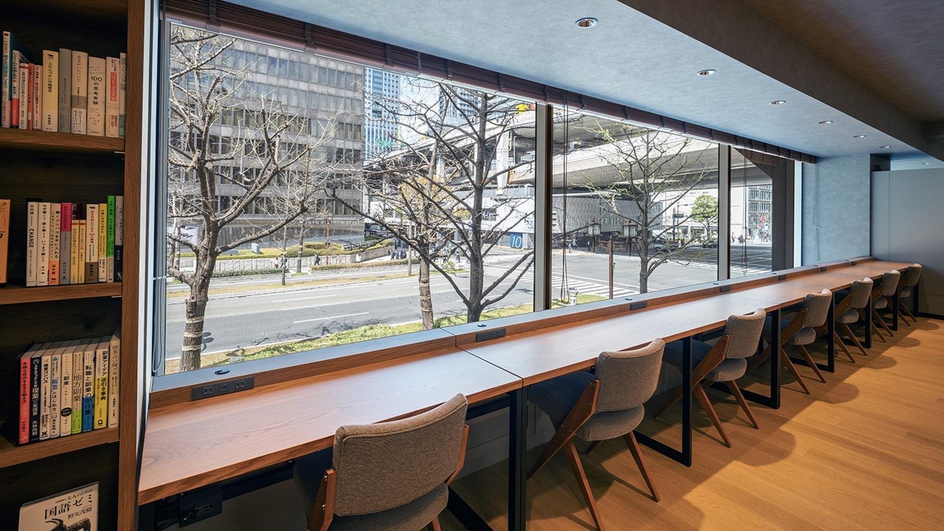 Olive LOUNGE 船場の内観です