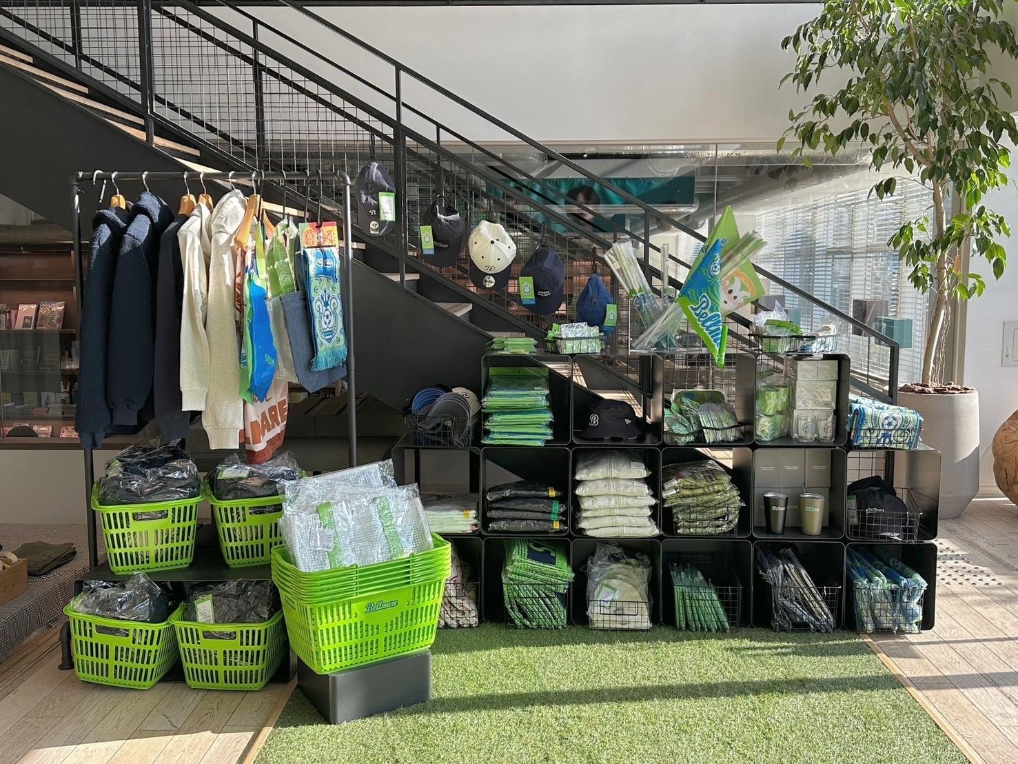 「CCCMKHDと湘南ベルマーレがオフィシャルクラブパートナー契約を締結」のサブ画像です。