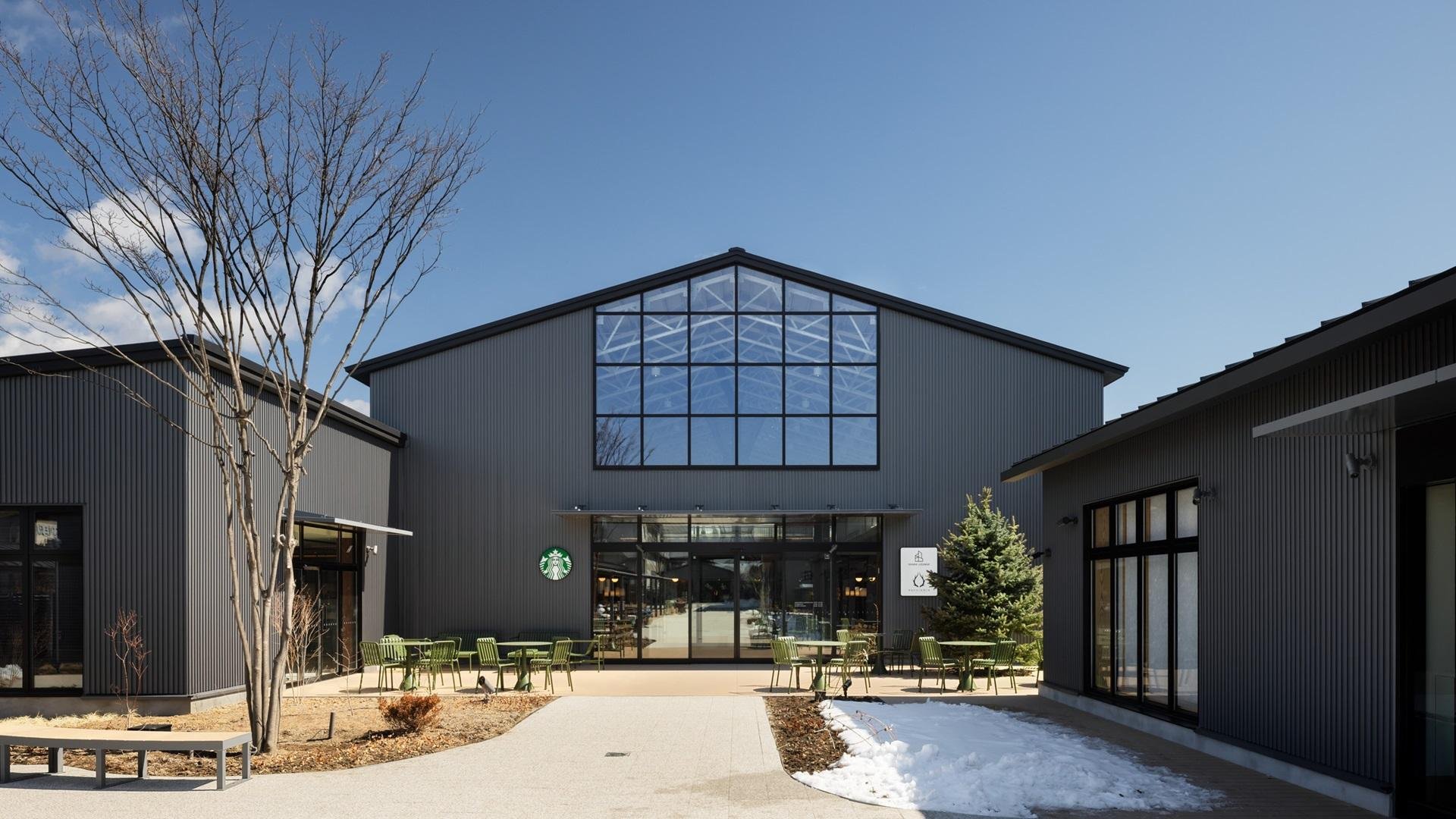 Karuizawa T-SITE, a gateway that showcases and allows visitors to experience the unique character of Shinshu and 