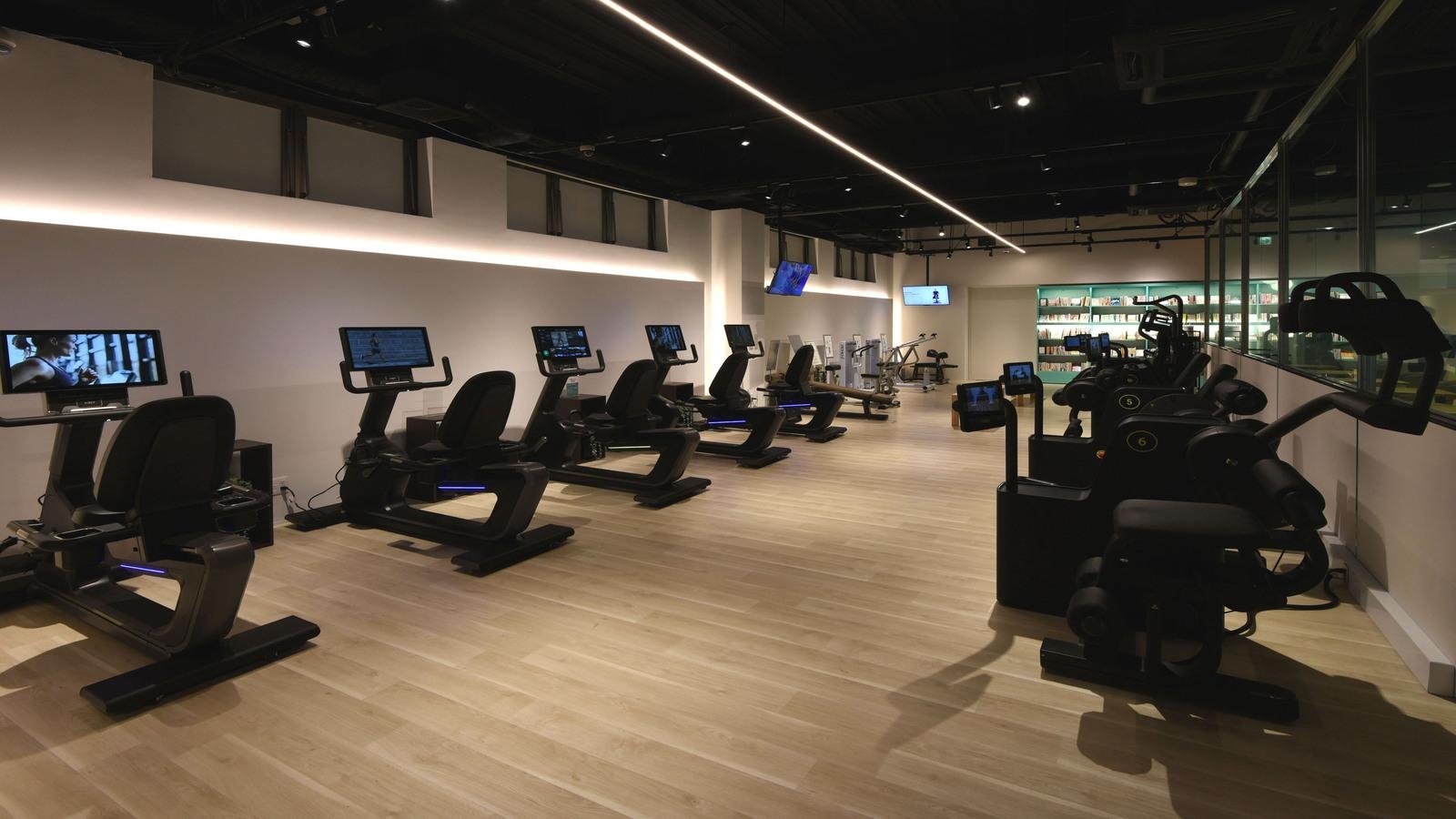 全国初の「BOOK & CAFE」「SHARE LOUNGE」「TSUTAYA Conditioning」複合店舗『TSUTAYA BOOKSTORE 香里園』の説明画像です