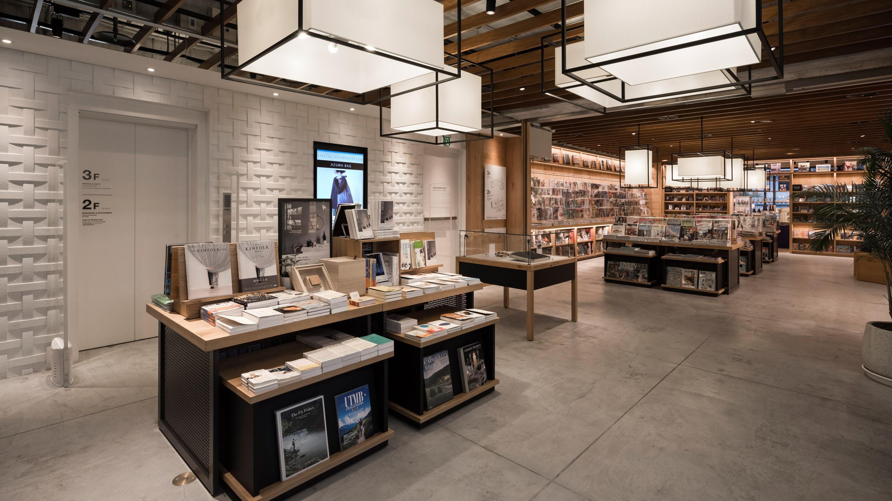 TSUTAYA BOOKSTORE台中市政店の写真です