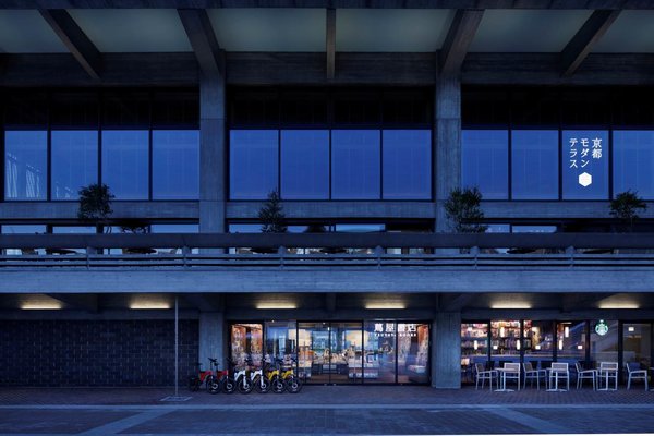 日本文化の魅力を国内外へ　プレミアエイジ、インバウンドに向けた蔦屋書店が、京都岡崎にオープン