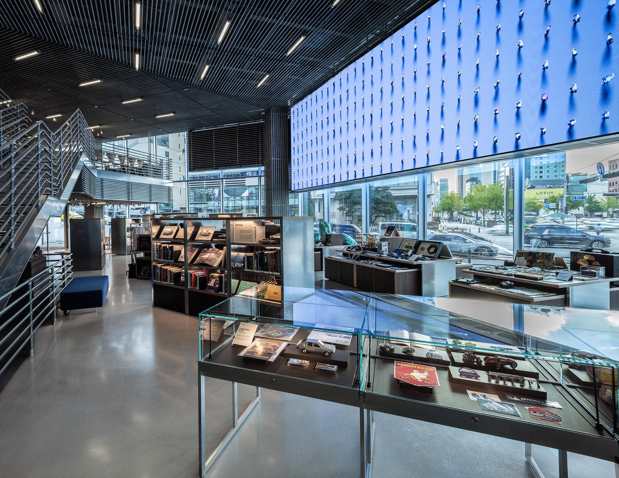 “现代汽车首尔工作室”图片