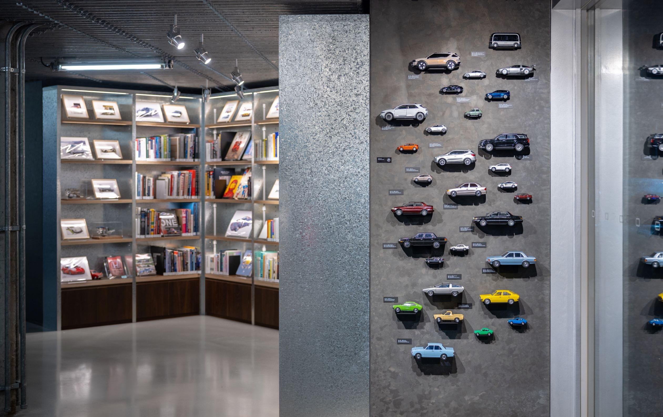 “现代汽车首尔工作室”图片